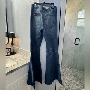 Chelsea and Violet Women's Blue Flared Jeans